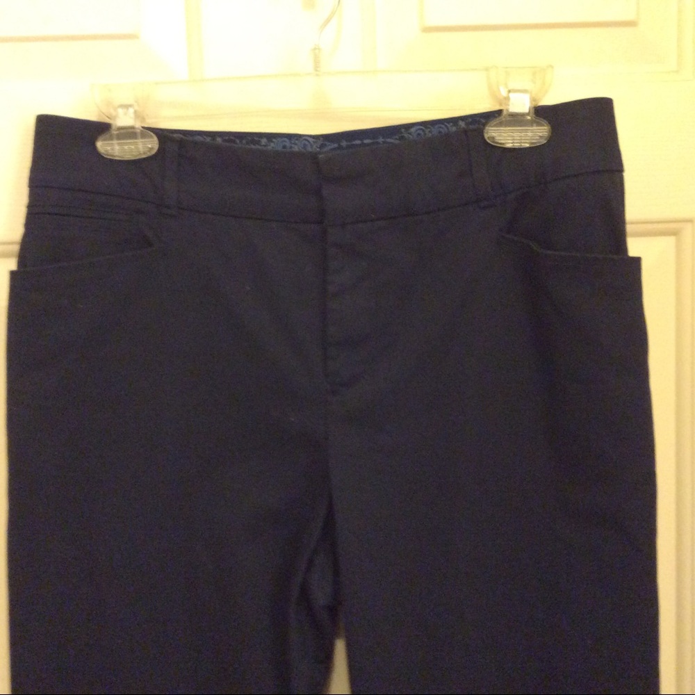 Gloria Vanderbilt navy 8 st leg 2 side pocket pant - Picture 2 of 3